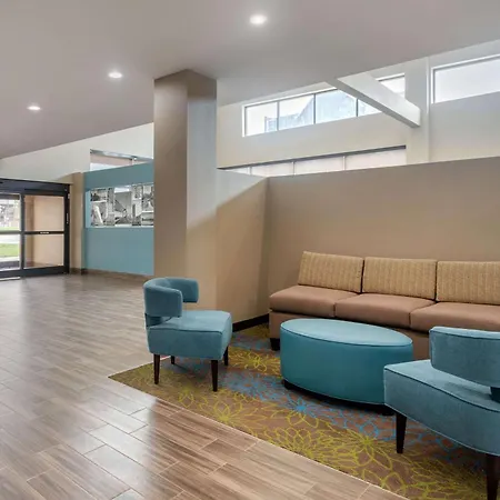 Mainstay Suites Bricktown - Near Medical Center-2
