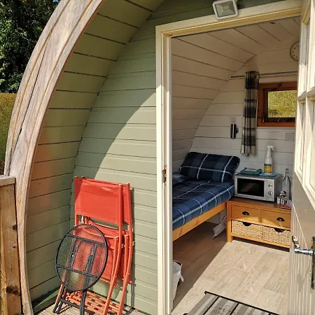 Craskie Glamping Pods-3