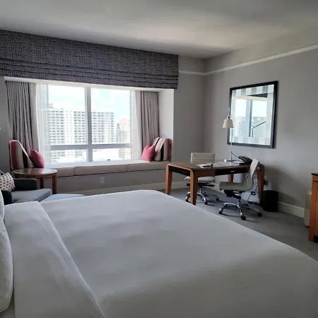 Four Seasons Studio - Privately Owned Unit-2