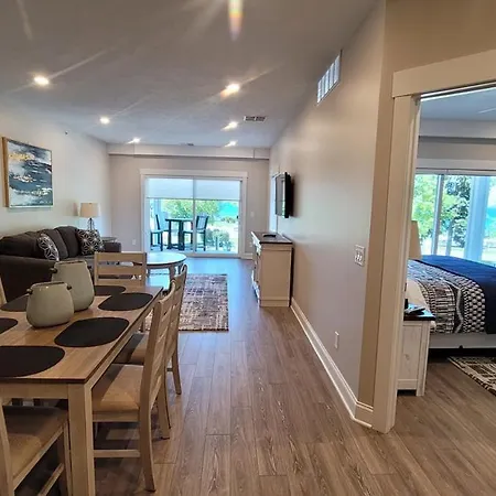 539 Bay Street Traverse City - Luxury Downtown Residences-3