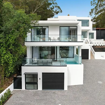 Luxury Waterside Home-3