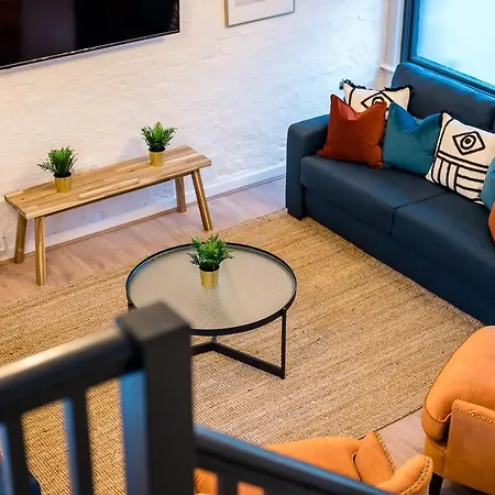 Host & Stay - The Coachouse At Pilgrim St-2