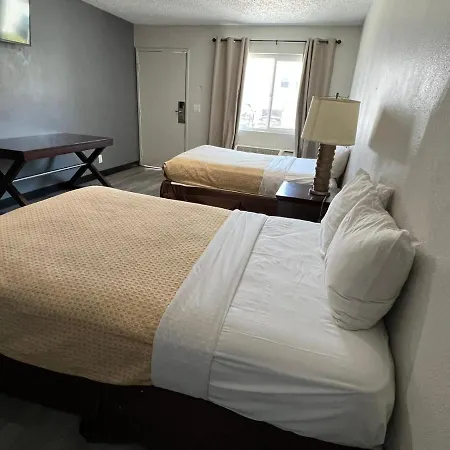 Goldstar Inn-2