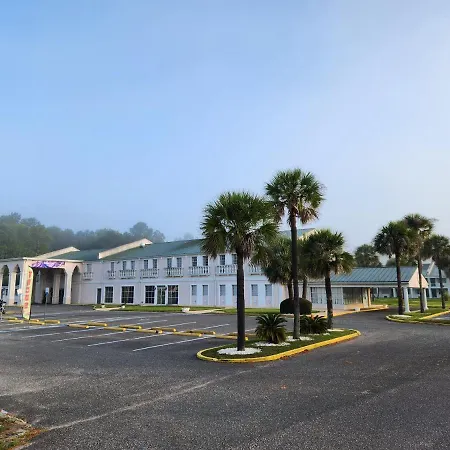 Quality Inn Airport-2