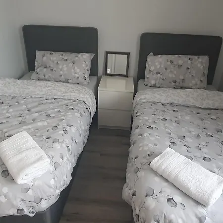 Modern House In Dublin-3