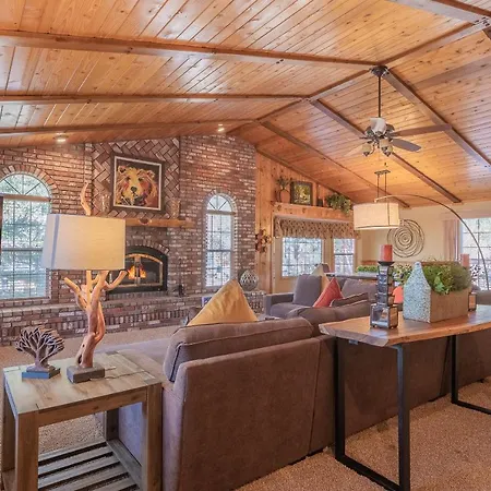Stony Creek Cabin - Gorgeous Home In The Eagle Mountain Estates-2