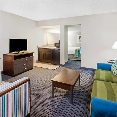 Holiday Inn Hotel & Suites Oklahoma City North By Ihg-2