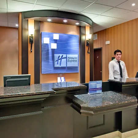 Holiday Inn Express Airport Calgary By Ihg-2