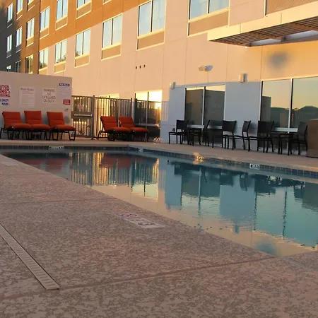 Holiday Inn Express & Suites - Phoenix - Airport North By Ihg-2