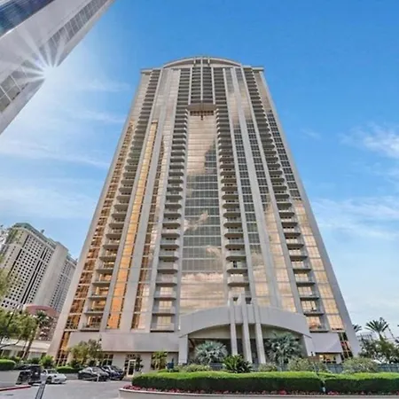 Luxe 702 Mgm Signature With Balcony-2