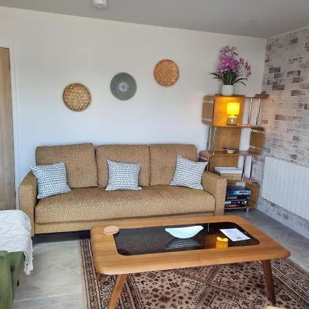 Rudgleigh Lodge By Cliftonvalley Apartments-3