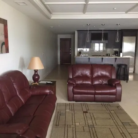 Spacious Furnished Suite At Peninsula Bay Resort-3