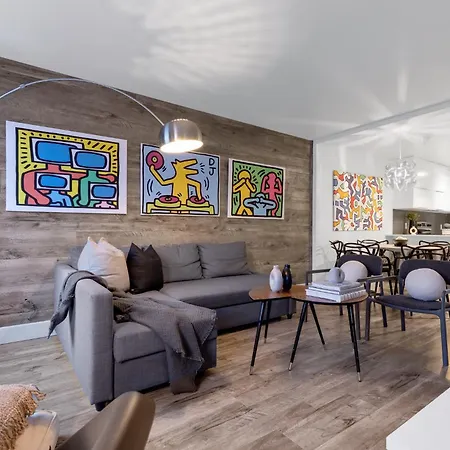 Liv Mtl Urban Spacious 2Br Suites In Plateau Near Downtown Montreal-3