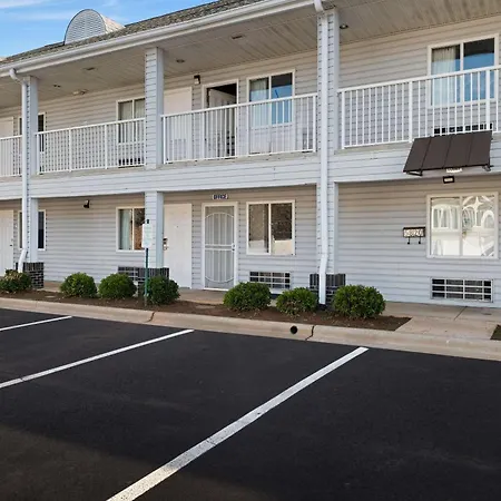 Rodeway Inn Charlotte Independence Blvd-2