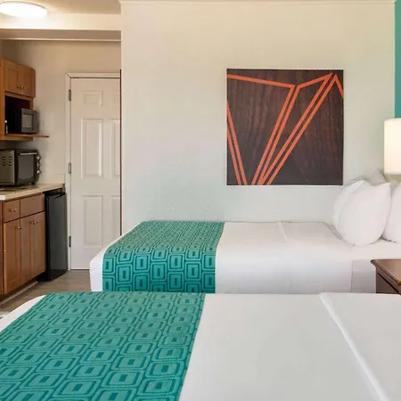 Howard Johnson By Wyndham Ocean City Oceanfront-3