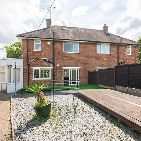 Birmingham Great Barr Property Near Junction 7 M6-2