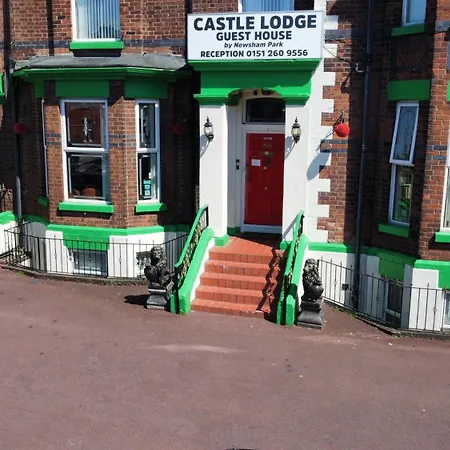 Castle Lodge Guest House 86-88 Sheil Rd L6 3Af-2