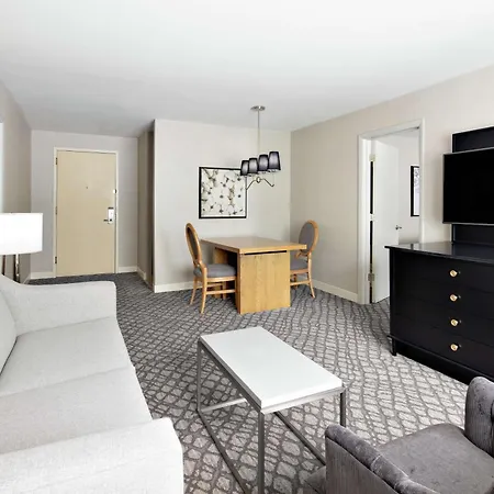 Doubletree Suites By Hilton Charlotte/Southpark-2