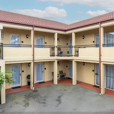 Lorenzo Motor Lodge-3