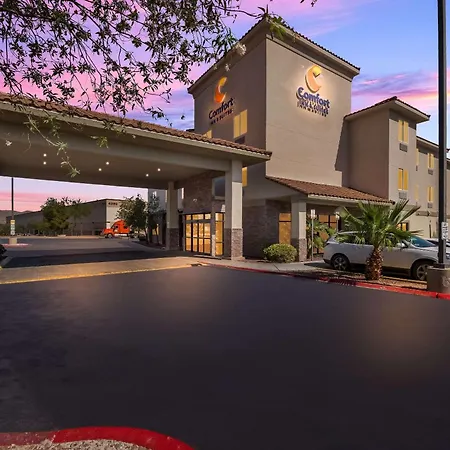 Comfort Inn & Suites Las Vegas - Nellis-3