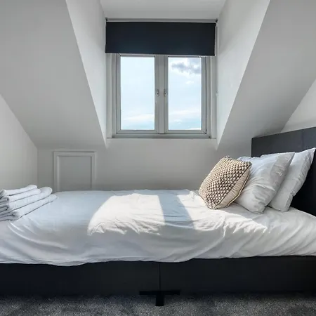 Aryas Homes Oxford - Headington-2