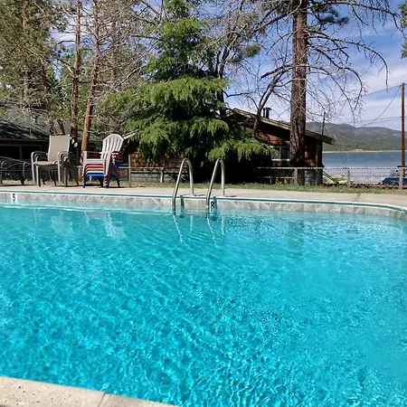 Sunrise Lakefront Family Cabin By Big Bear Vacations-3