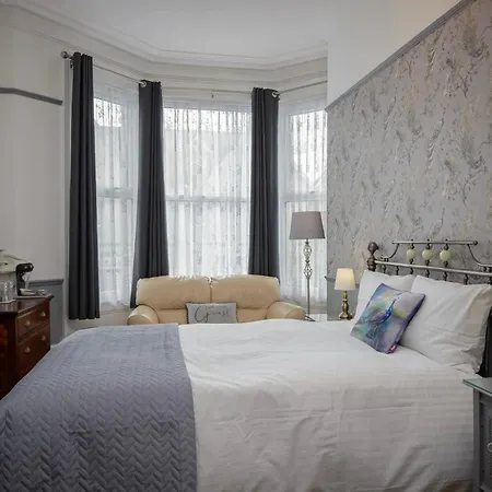 The Wescoe Guesthouse-2
