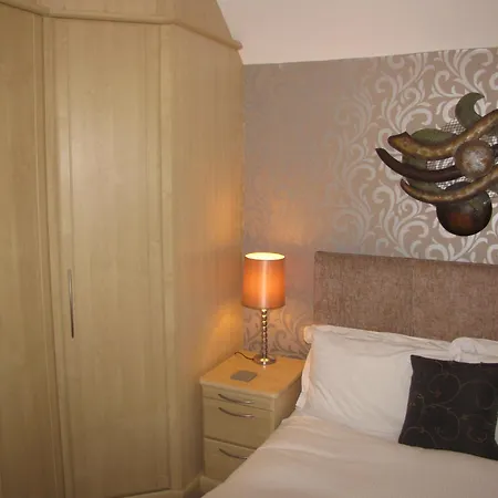 Ashmira Guest House-2