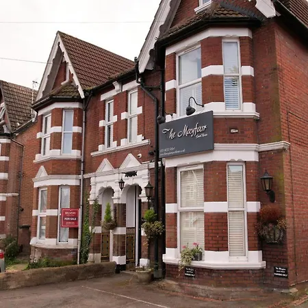 The Mayfair Guest House Self Catering-3