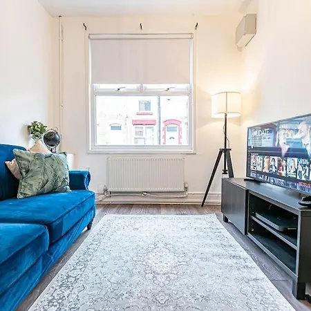 Liverpool City Centre House, Free Parking-2