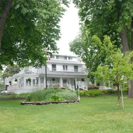 Chestnut Inn-2