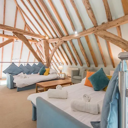 Great Higham Barn By Bloom Stays-2