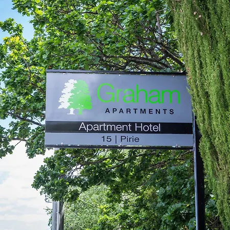 Graham Apartments-3