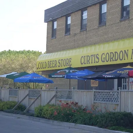 Curtis Gordon Motor Hotel-3