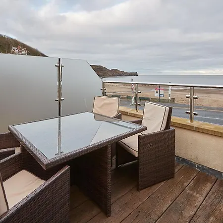 Turnstone Cottage-2