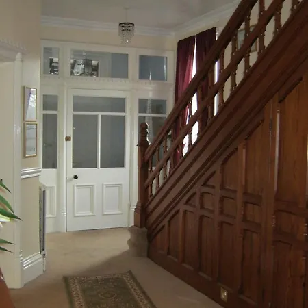 Autumn Leaves Guest House-2