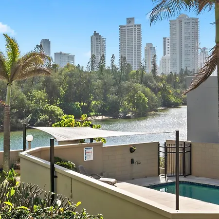 Narrowneck Court Holiday Apartments-2