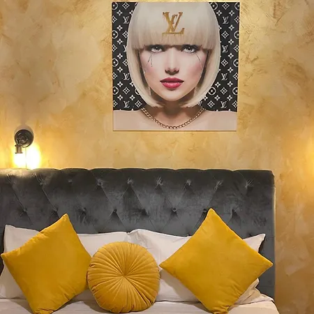 Romoli Rooms And Suites-3