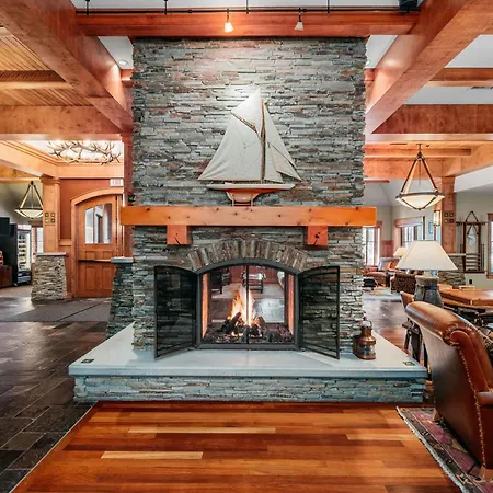 Tamarack Lodge-2