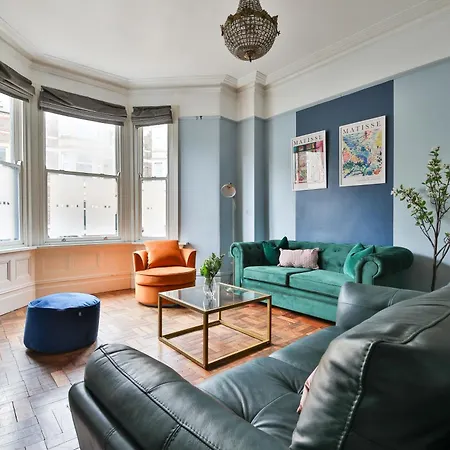 Elegant Victorian Home With Pool Table & Parking-2