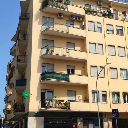 Cecilia Rome House-2