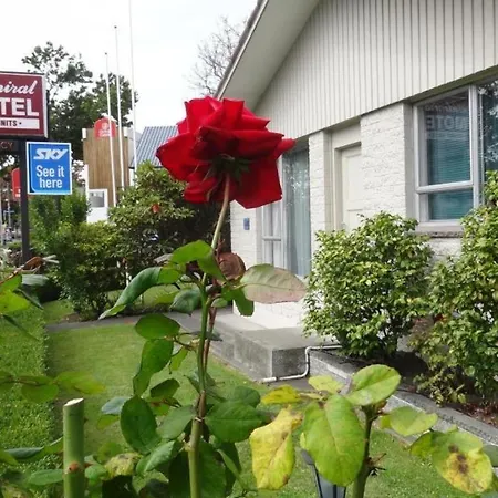 Admiral Motel-3