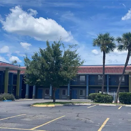 Jax Inn-3