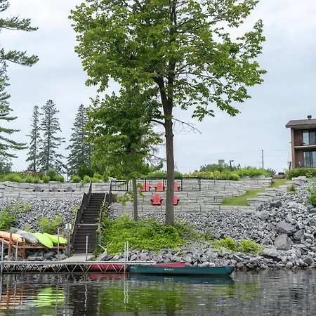 Ramada By Wyndham Ottawa On The Rideau-2