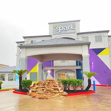 Spark By Hilton Galveston-2