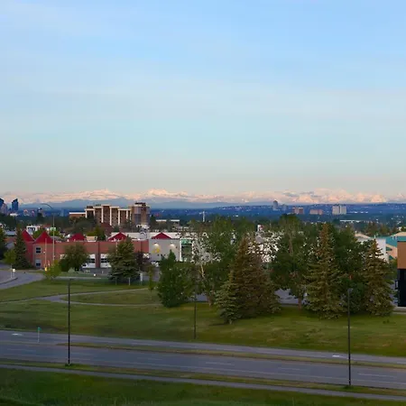 Residence Inn By Marriott Calgary Airport-3