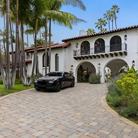 Contemporary Spanish Estate In Beverly Hills-2