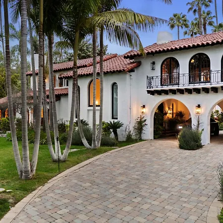 Contemporary Spanish Estate In Beverly Hills-3