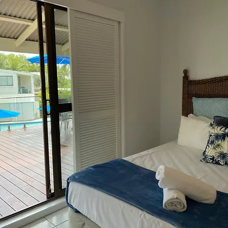 Beachfront Terraces With Onsite Reception & Check In-3