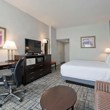 Best Western Plus Hotel & Conference Center-3